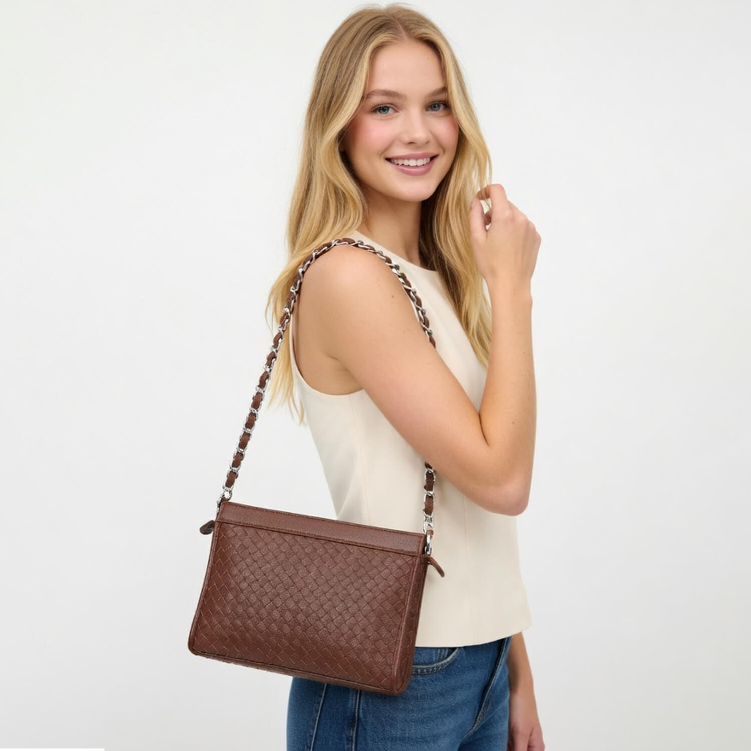 Aizo Velvora Weave Bag - Image 2