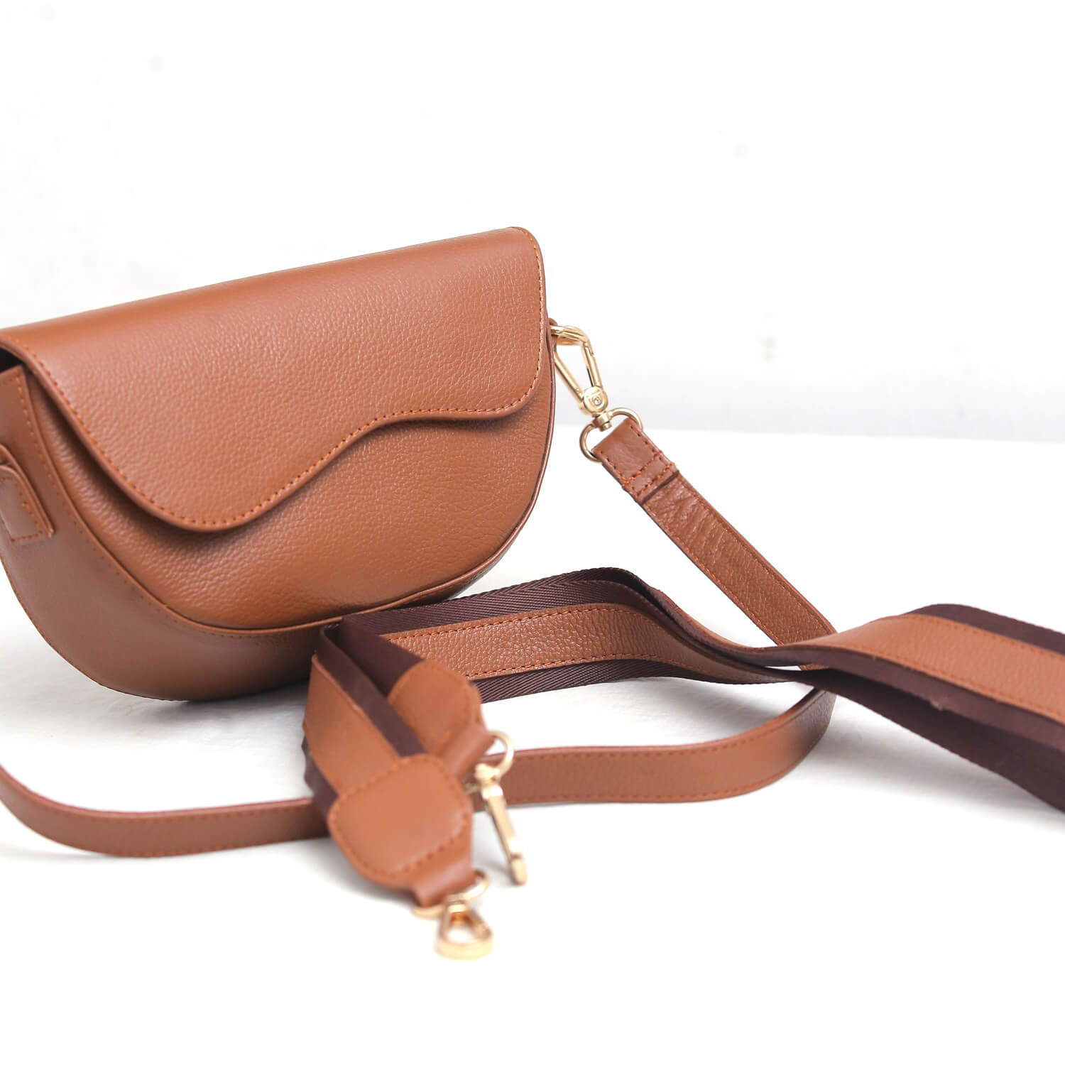 Aizo Luna Arc Bag Brown - Image 6