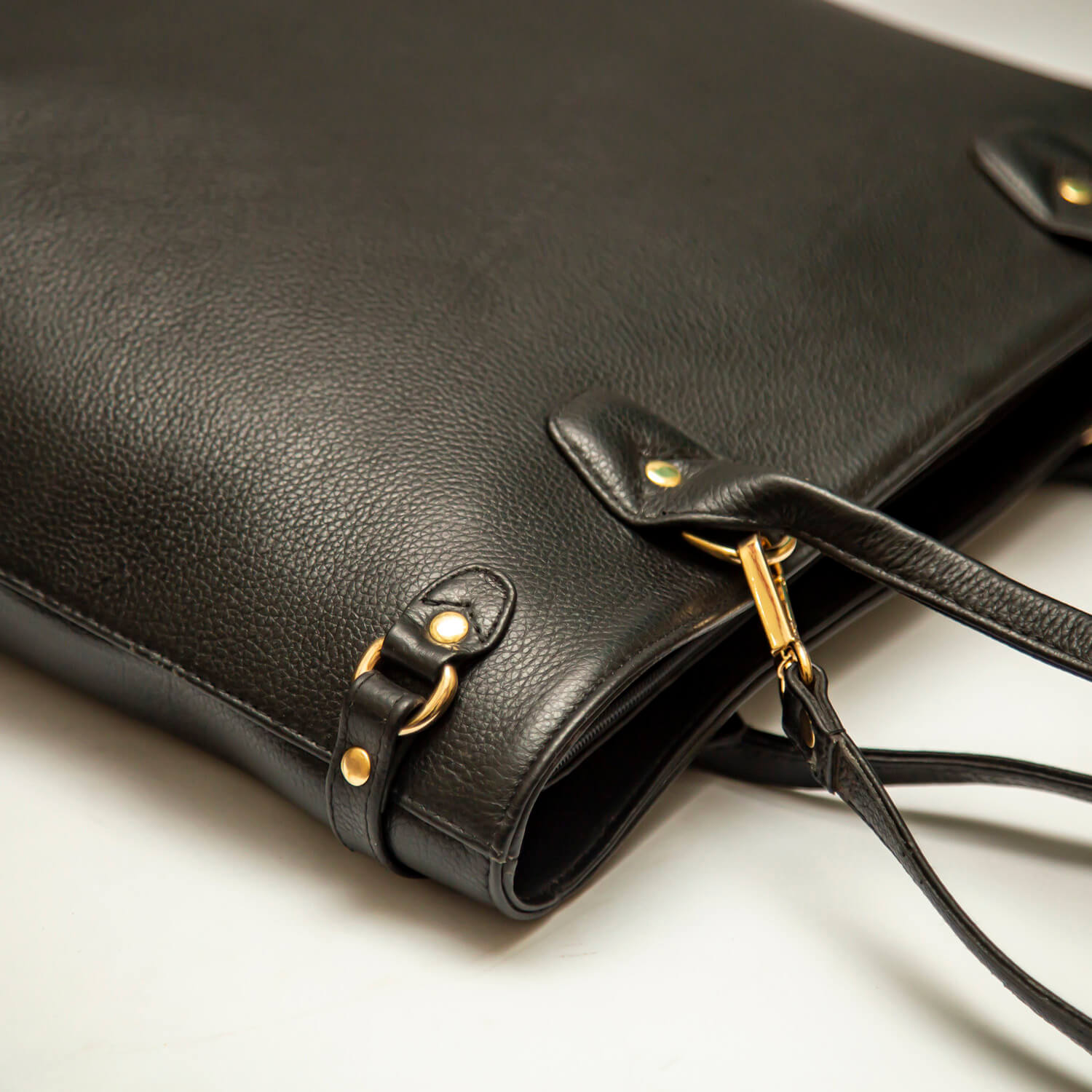 Aizo Noirtote Lether Bag - Image 7
