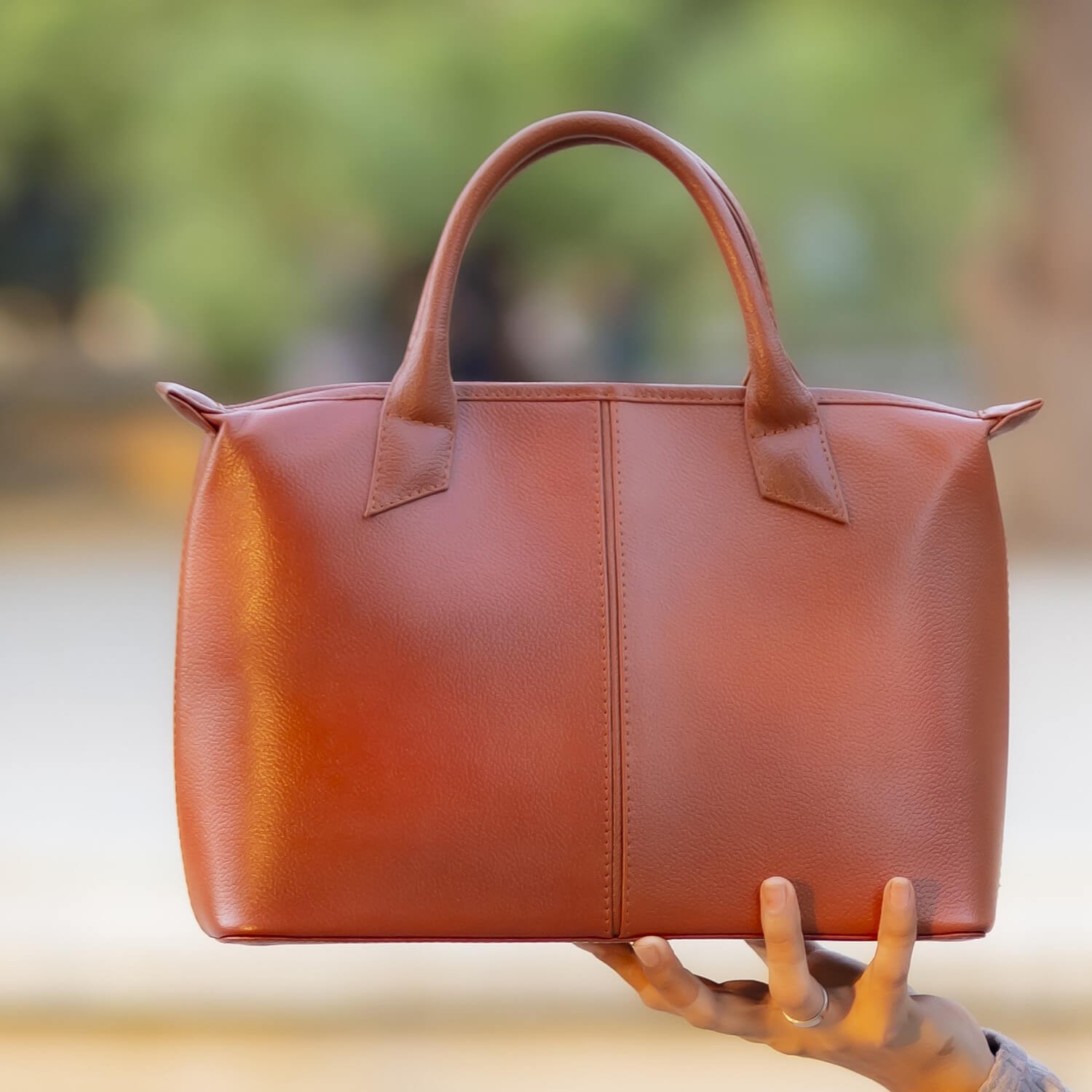 Aizo Velling Lether Bags - Image 5