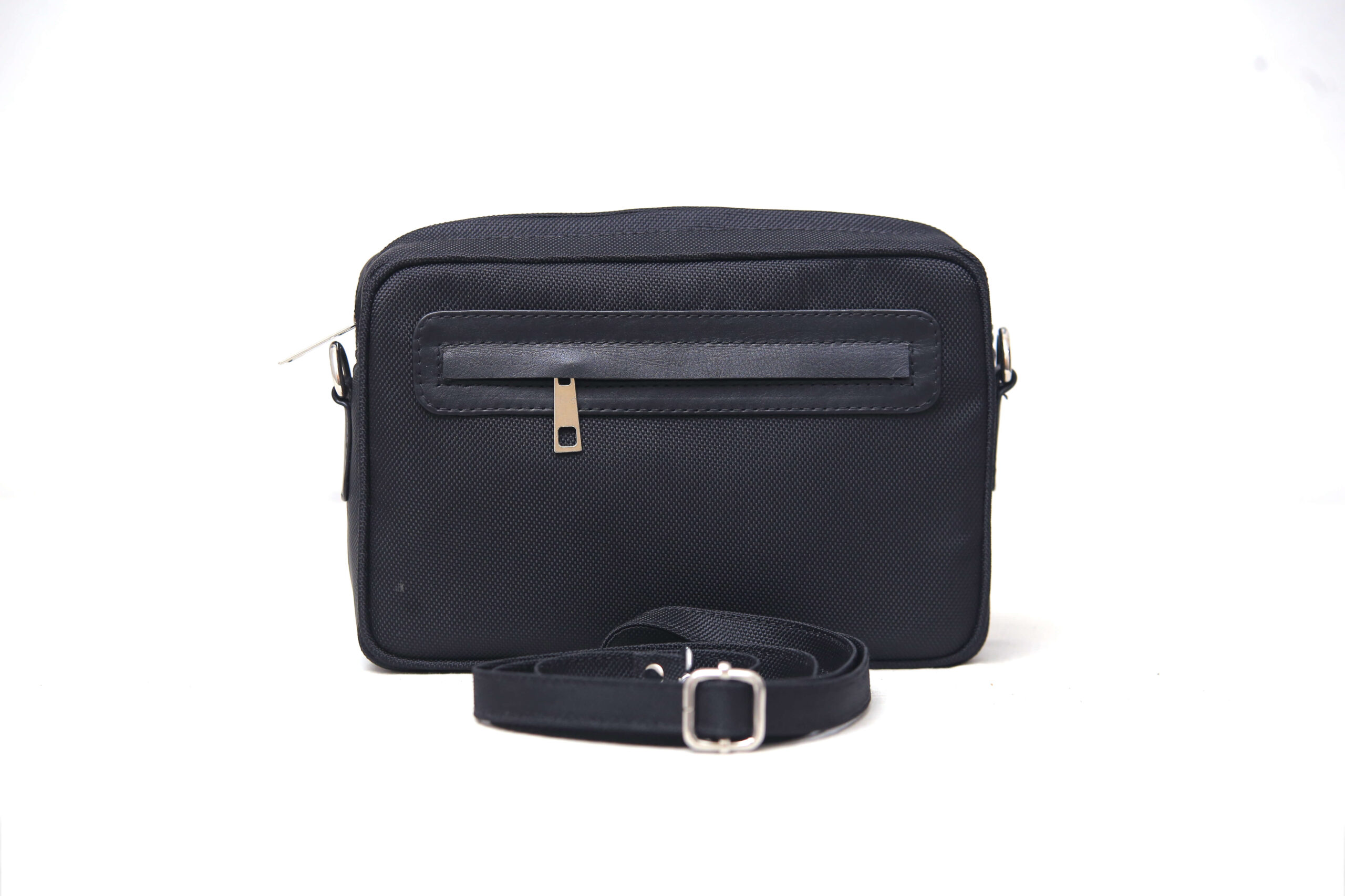 Aizo Clouden Crossbody Bag - Image 4